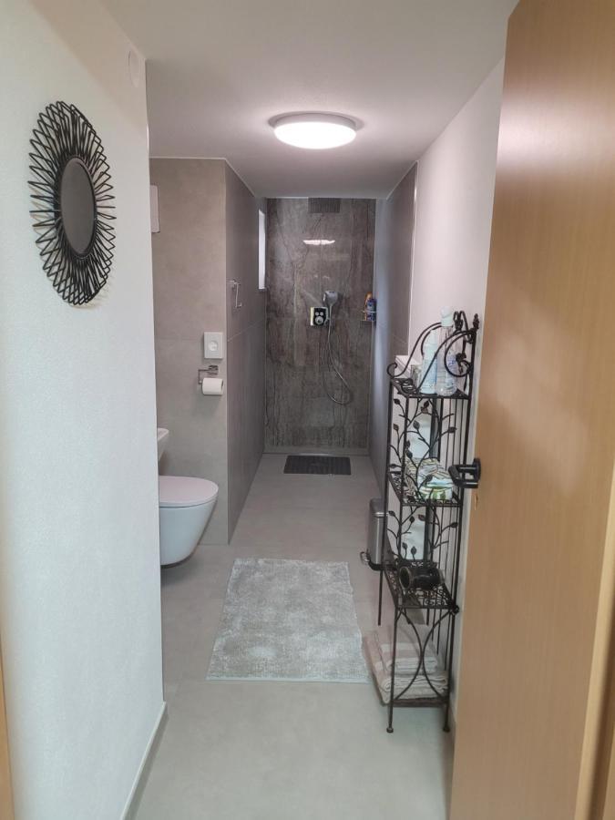 I24Rooms - Gaestezimmer Mit Eigenem Garten Legau Εξωτερικό φωτογραφία