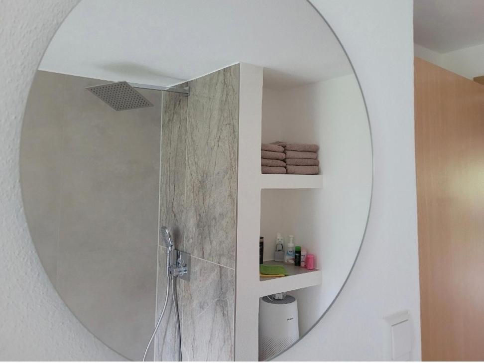 I24Rooms - Gaestezimmer Mit Eigenem Garten Legau Εξωτερικό φωτογραφία
