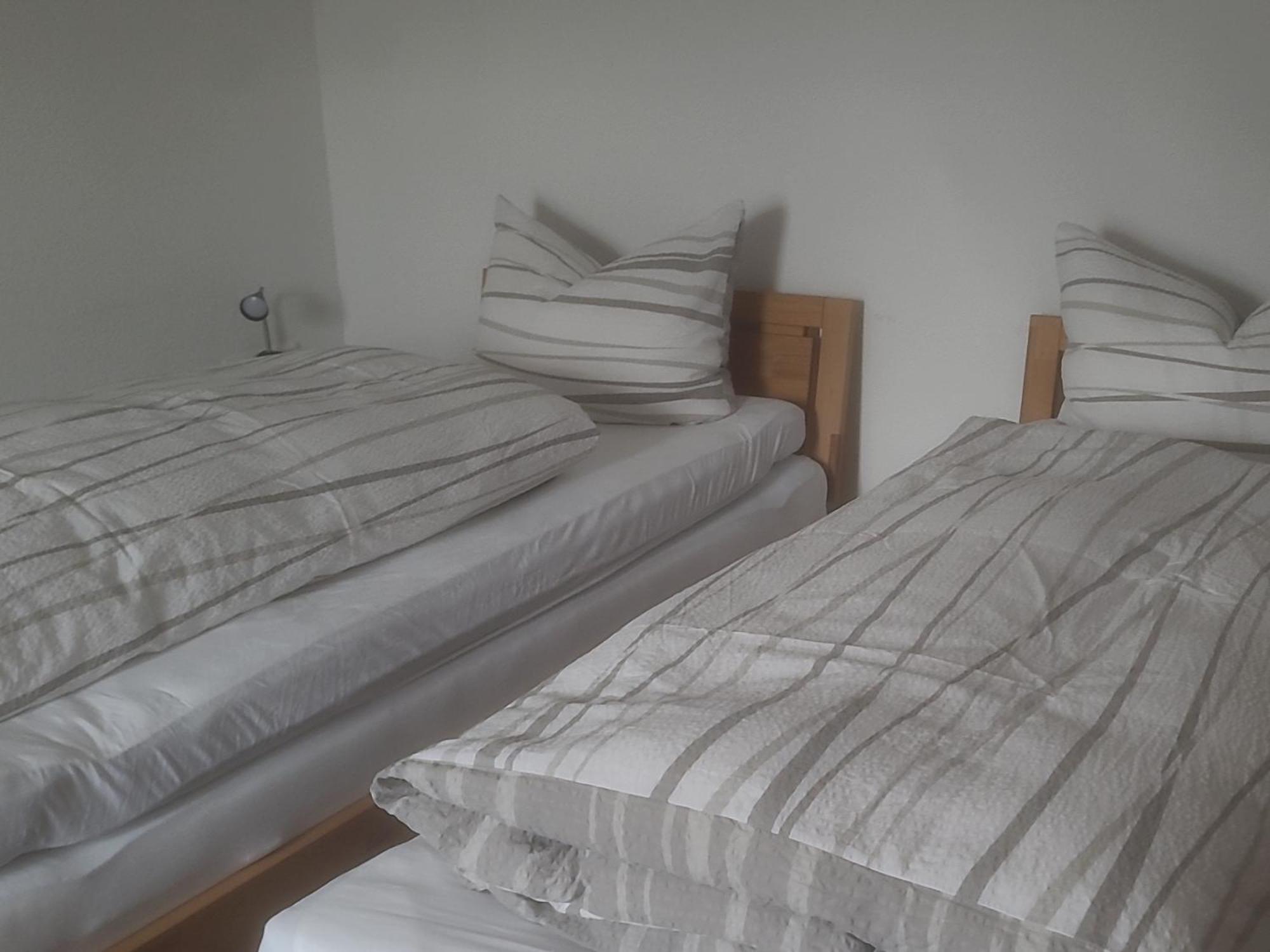 I24Rooms - Gaestezimmer Mit Eigenem Garten Legau Εξωτερικό φωτογραφία