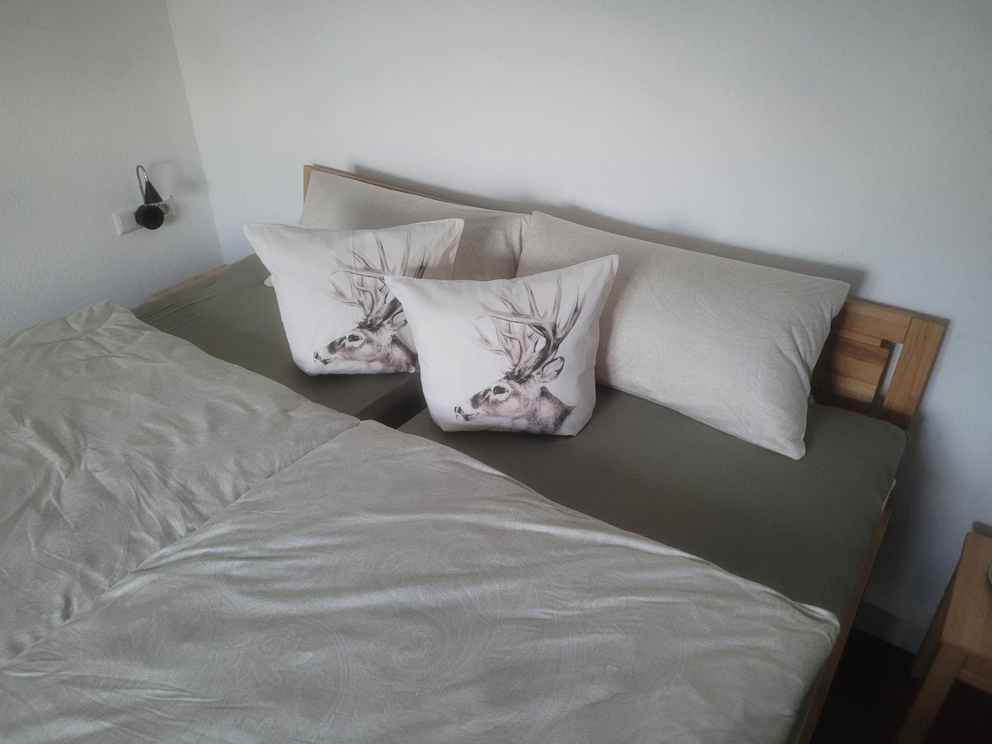 I24Rooms - Gaestezimmer Mit Eigenem Garten Legau Εξωτερικό φωτογραφία